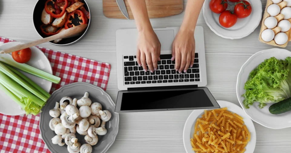 How to Start a Food Blog from Scratch?